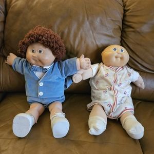 1963 Authentic Antique Pair Of Cabbage Patch Dolls